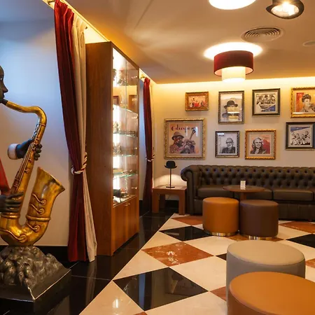 Gale Collection S.miguel