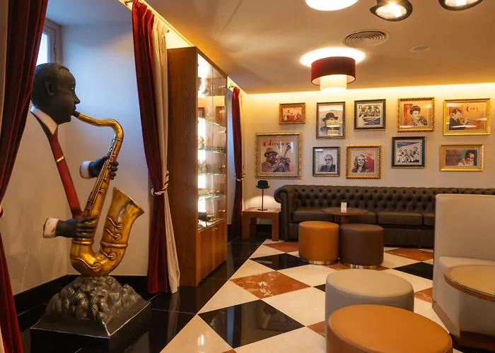 Gale Collection S.miguel